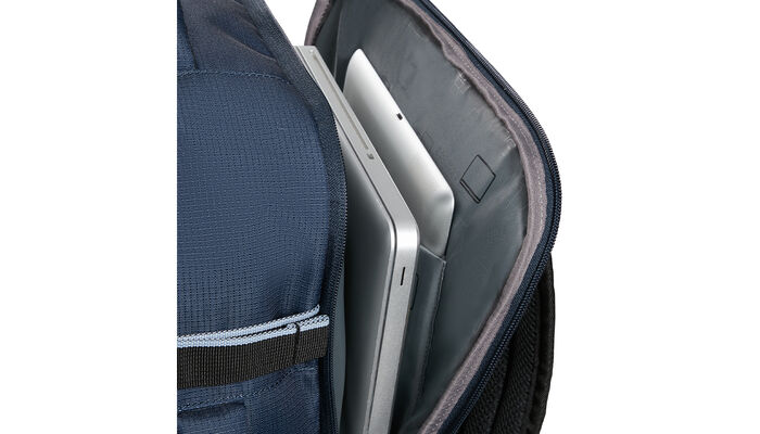 Laptop-Fach 15.6"