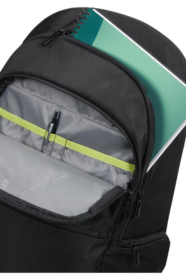 American tourister 32 inches online