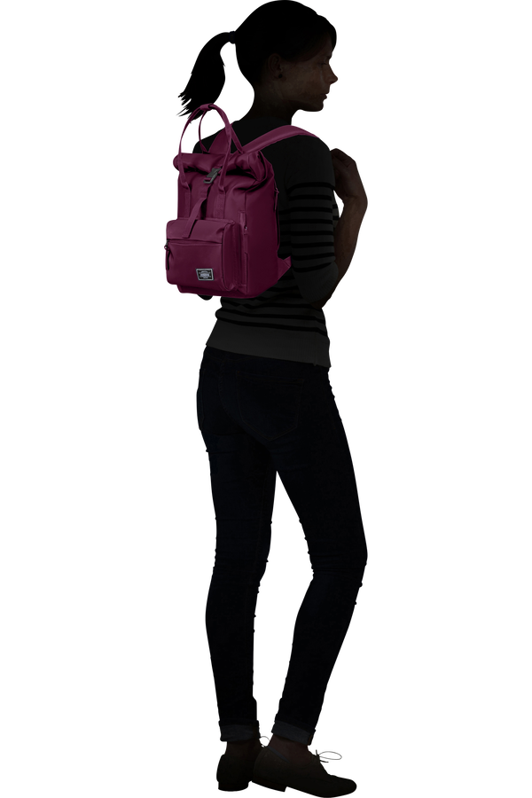 American Tourister Urban Groove Ug16 Backpack City  Wild Cherry American Tourister Urban Groove Ug16 Backpack City  Wild Cherry