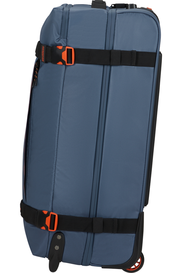 American Tourister Urban Track Duffle with Wheels Coated M  Navy/Orange American Tourister Urban Track Duffle with Wheels Coated M  Navy/Orange