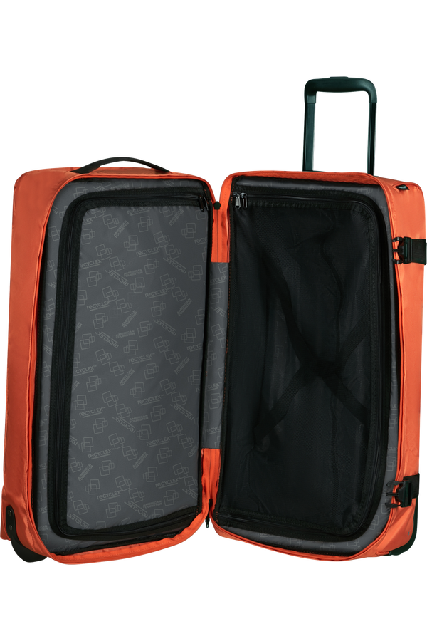 American Tourister Urban Track Duffle with Wheels M  Radiant Orange American Tourister Urban Track Duffle with Wheels M  Radiant Orange