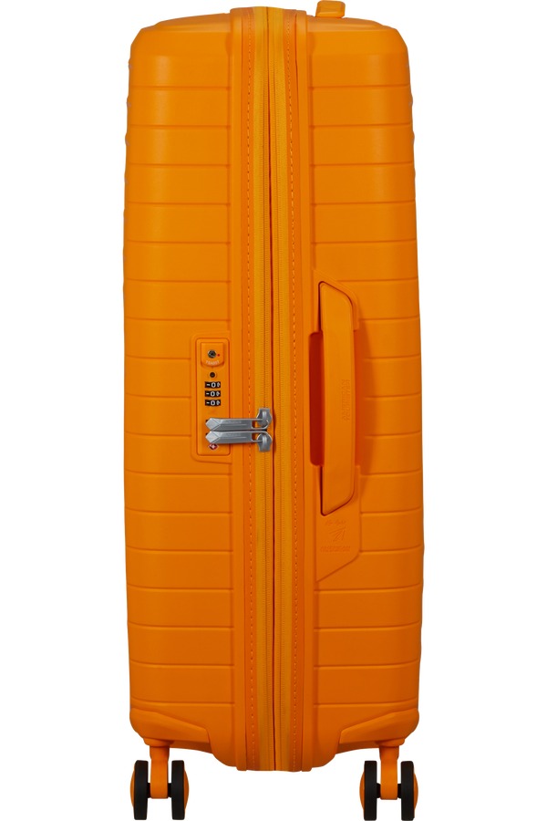 American Tourister Fastforward Spinner 68/25 TSA EXP 68cm  Radiant Orange American Tourister Fastforward Spinner 68/25 TSA EXP 68cm  Radiant Orange