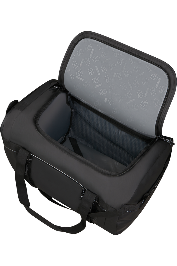 American Tourister Upventure DUFFLE BACKPACK  Schwarz American Tourister Upventure DUFFLE BACKPACK  Schwarz