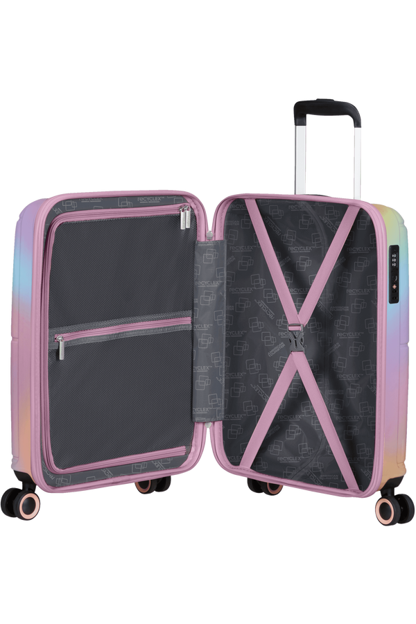Big bazaar american tourister at 299 shop