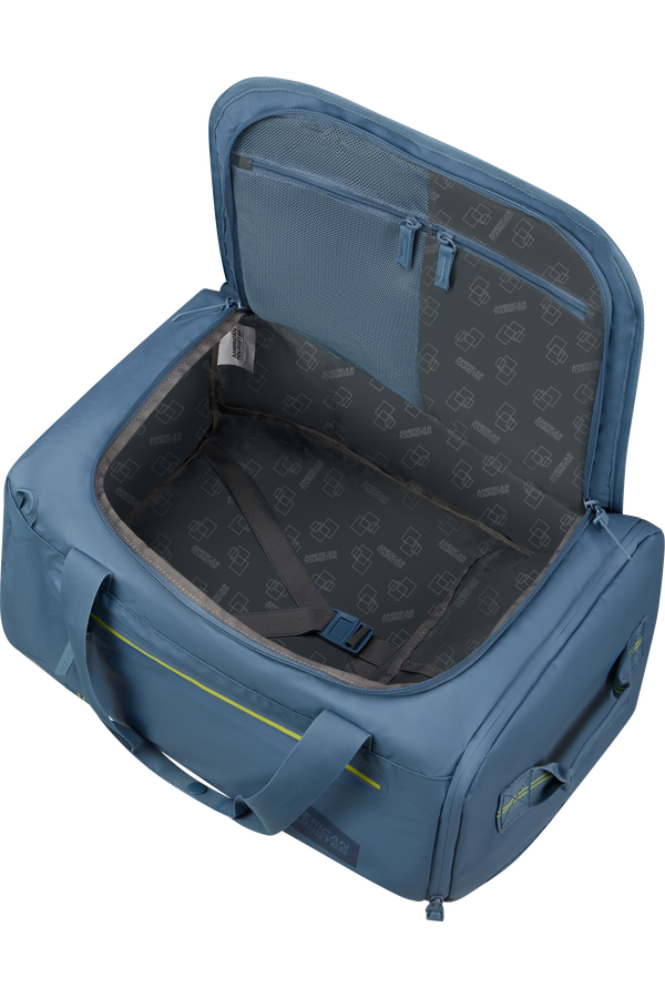 American Tourister Trailgo Duffle S  Coronet Blue
